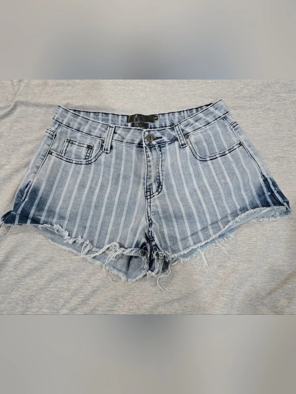 Lucky & Blessed Denim Cut Off Shorts Size S